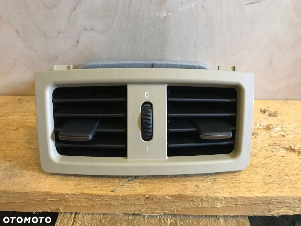 BMW E90 91 NOWA KRATKA NAWIEWU POWIETRZA TYL