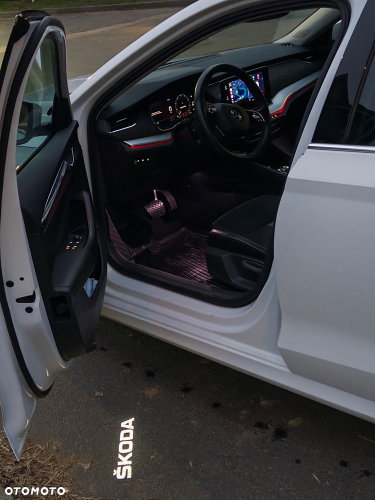 Skoda Octavia 2.0 TDI Style DSG - 36