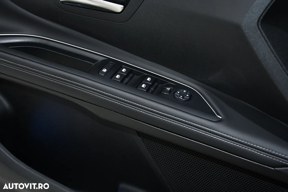 Peugeot 3008 PureTech 130 Stop & Start GPF EAT8 Allure - 25