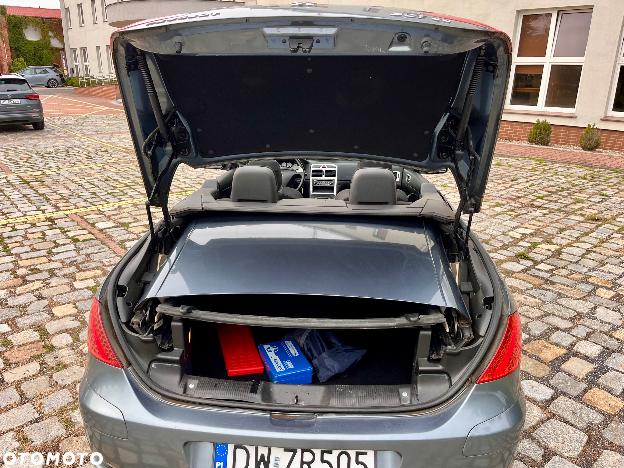 Peugeot 307 CC 2.0 - 16
