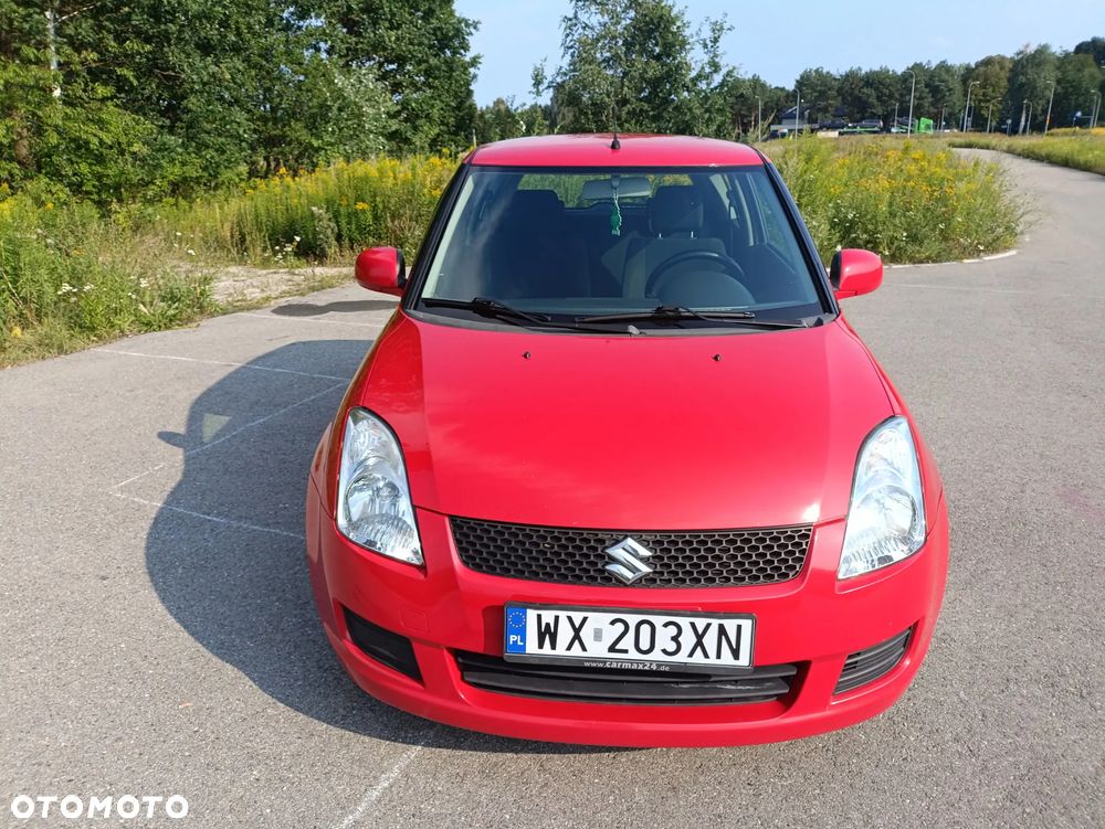 Suzuki Swift - 1