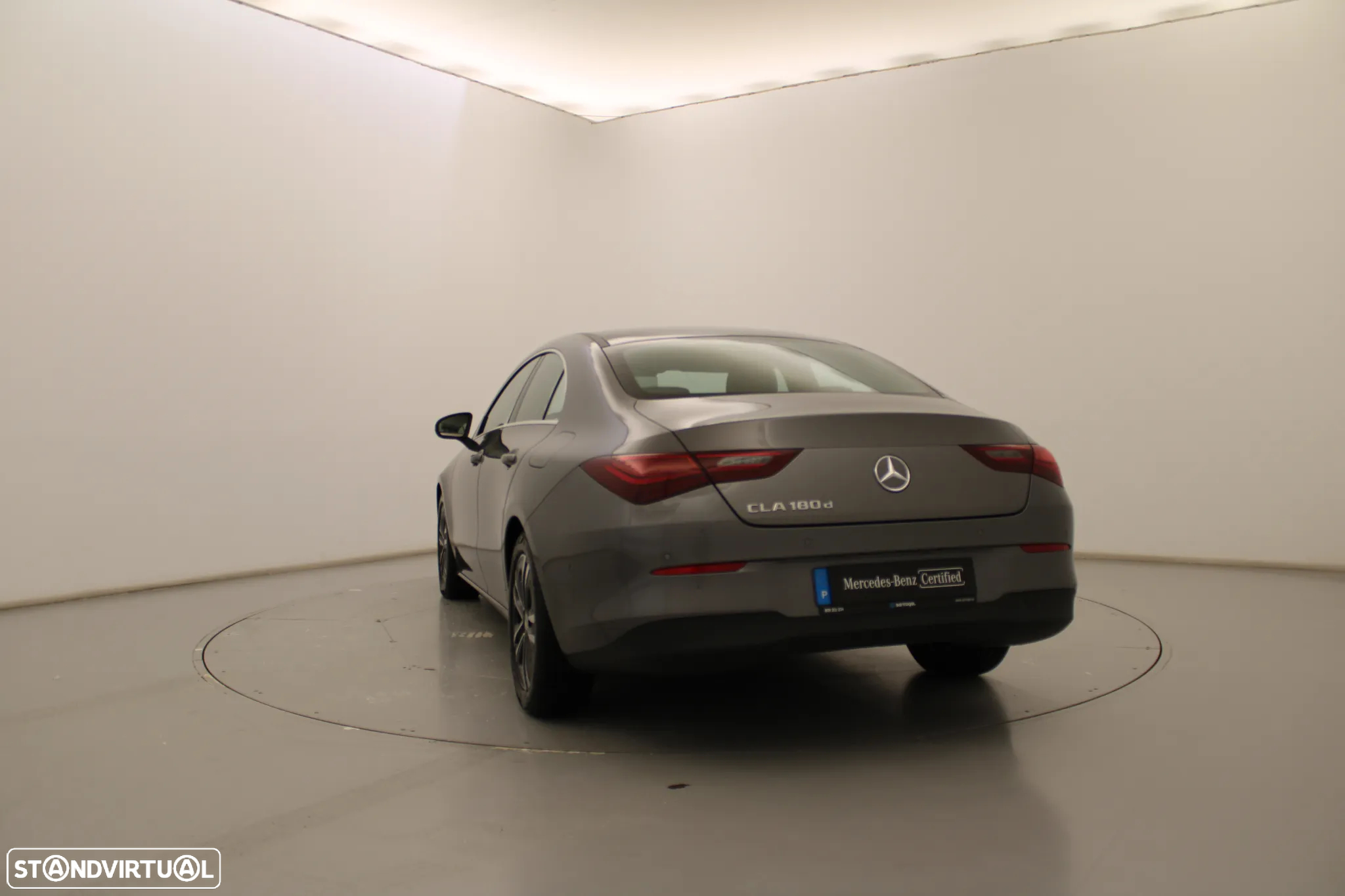 Mercedes-Benz CLA 180 d - 9