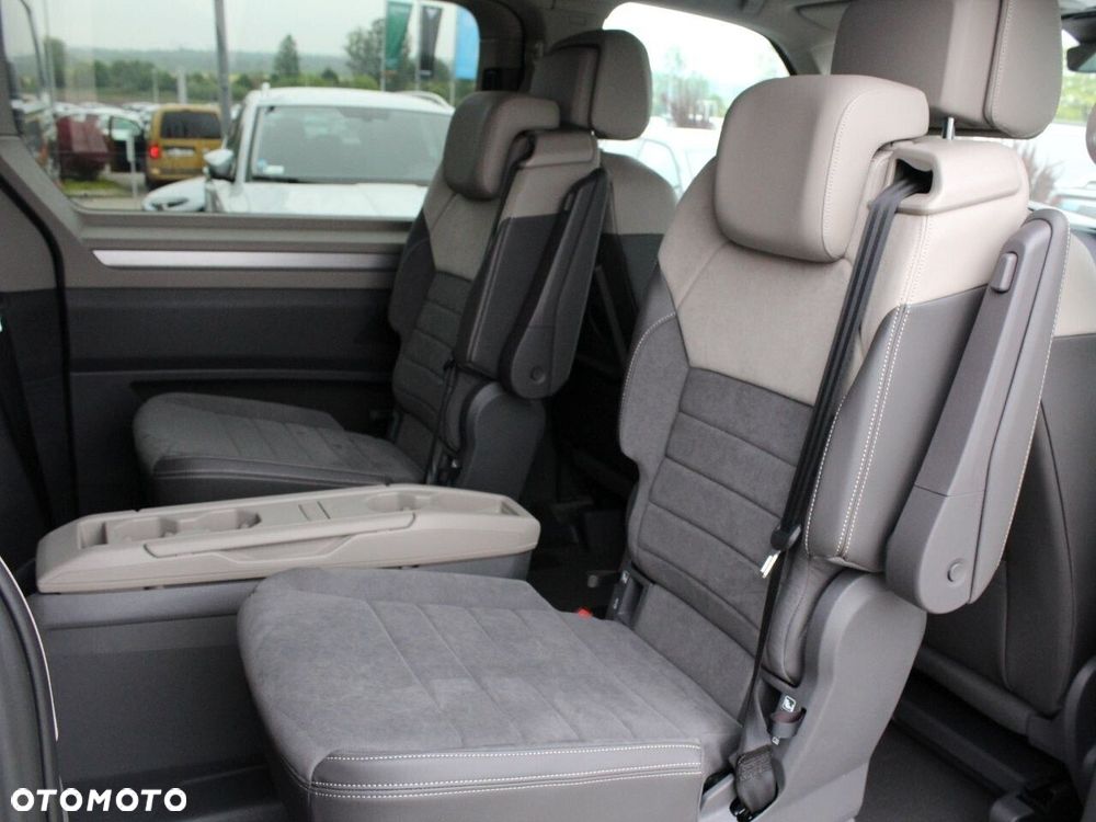 Volkswagen Multivan 2.0 TDI L2 Life DSG - 23