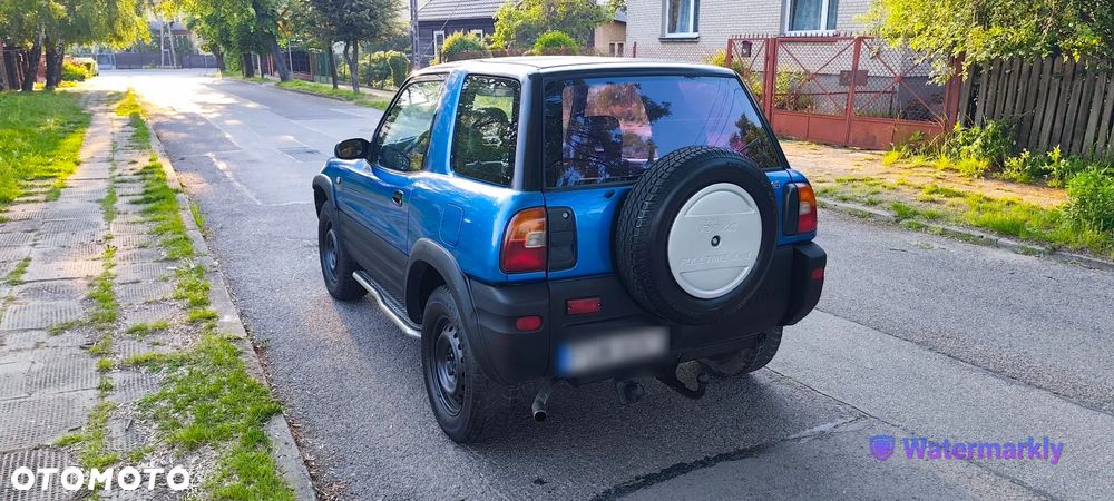 Toyota RAV4 - 5