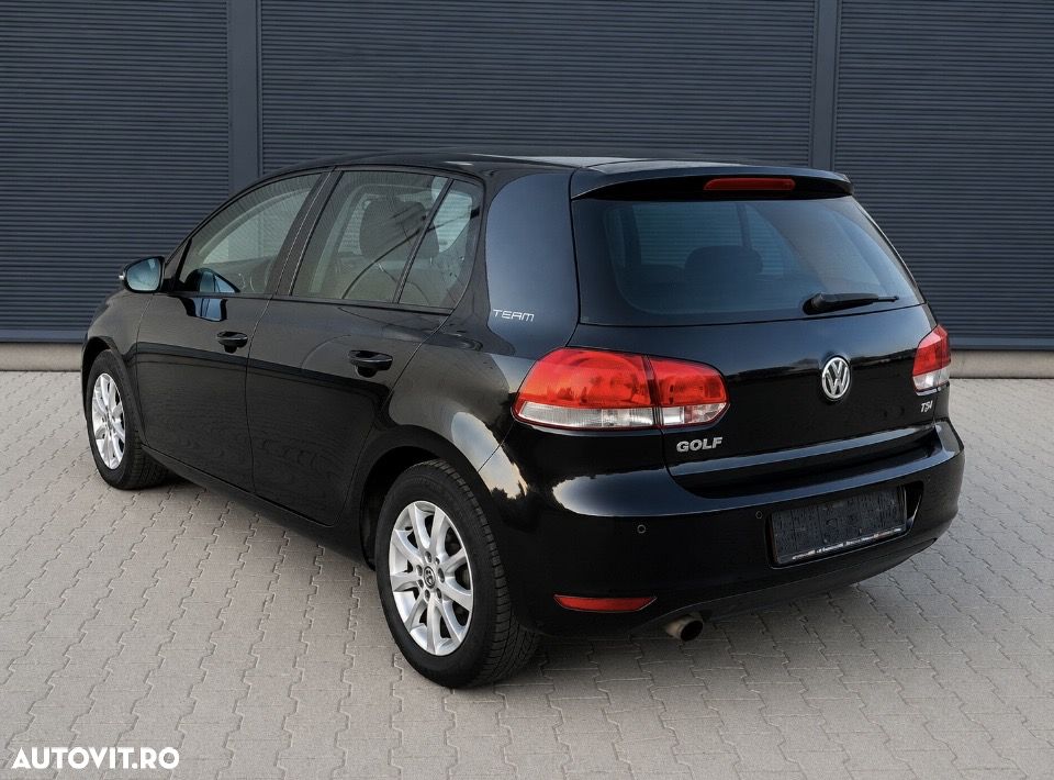 Volkswagen Golf - 4