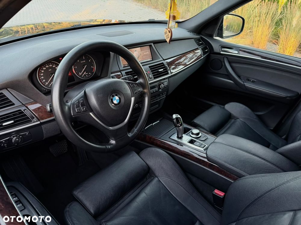 BMW X5 xDrive35d - 8