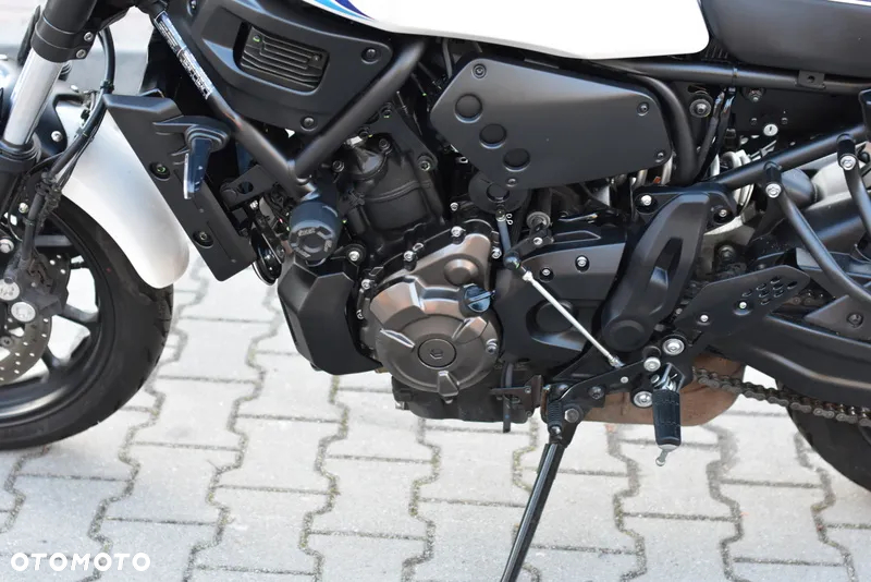 Yamaha XSR - 25