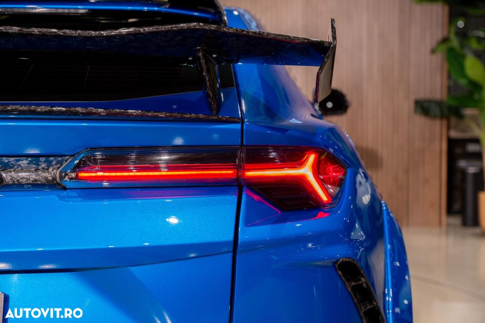 Lamborghini URUS - 20