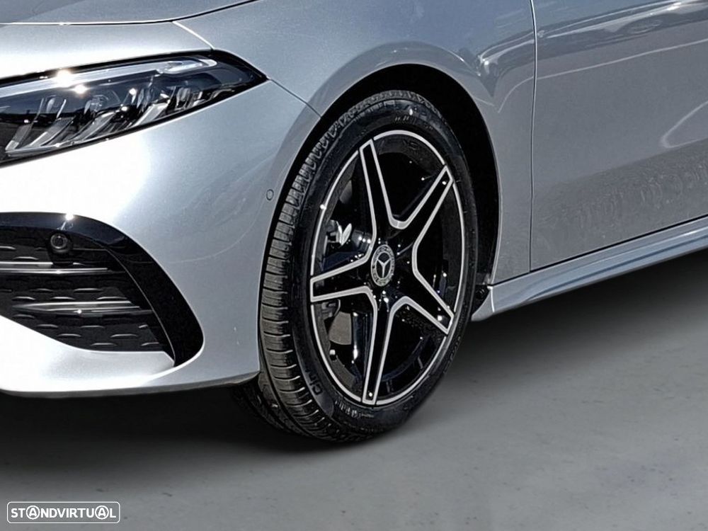 Mercedes-Benz A 180 Limousine - 4