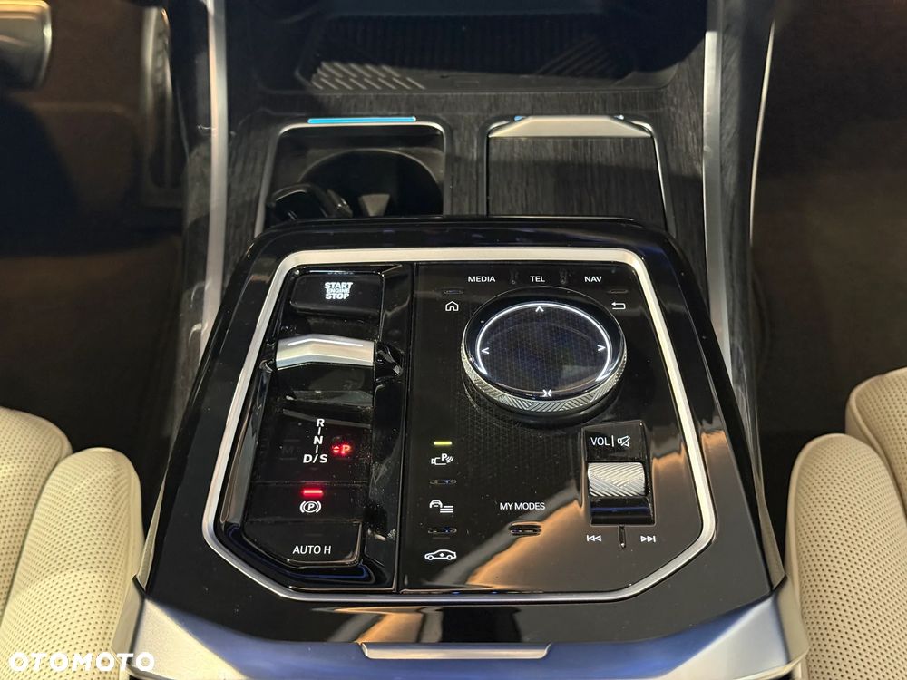 BMW Seria 7 740d xDrive mHEV sport - 14