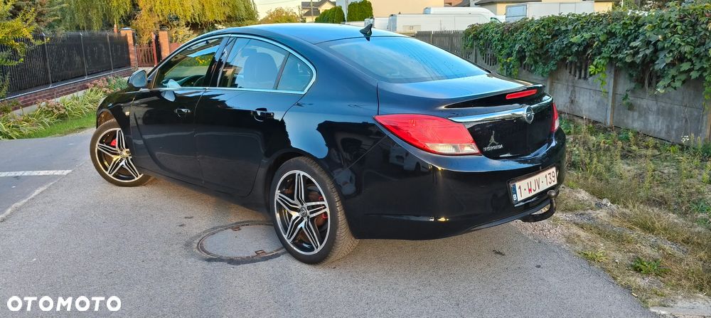 Opel Insignia 1.8 Sport - 3