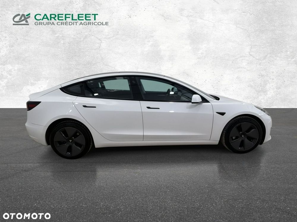 Tesla Model 3 - 5