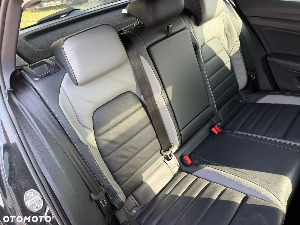 Volkswagen Golf 1.5 eHybrid OPF DSG GTE - 16