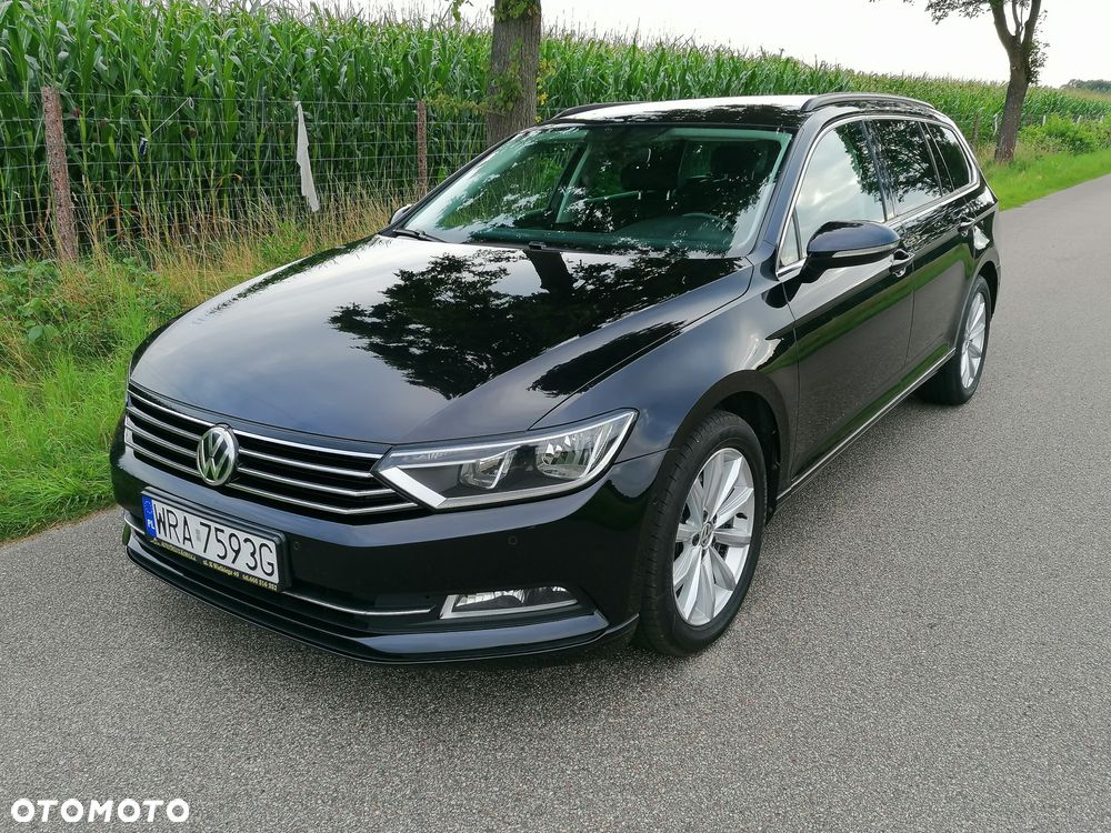 Volkswagen Passat - 1