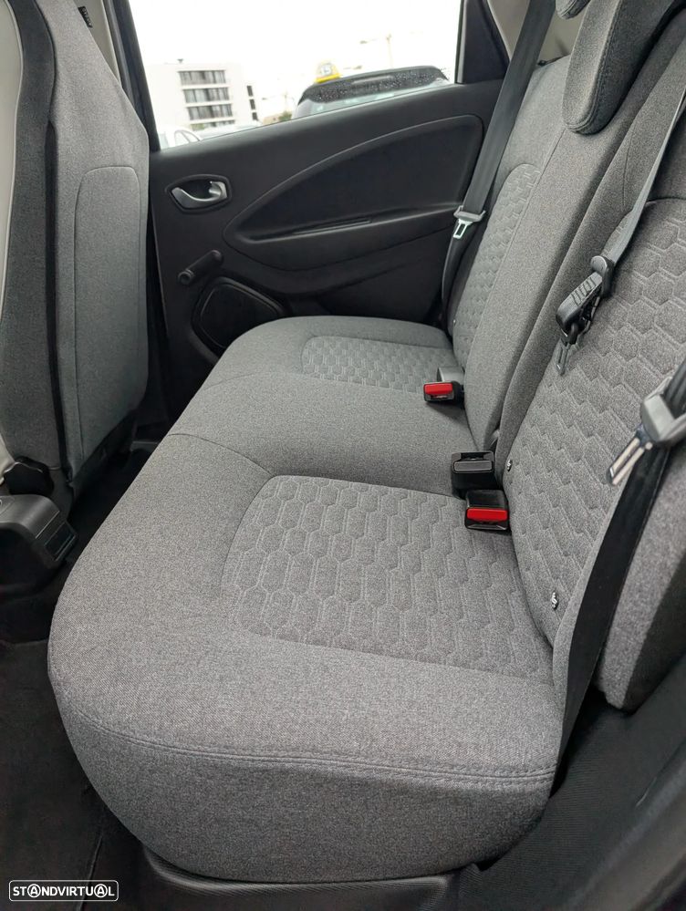 Renault Zoe (c/ Bateria) Limited 50 - 17