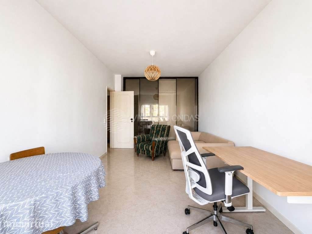 Apartamento T1 com 59 m², Elevador e Marquise na Costa da Caparica - Grande imagem: 3/20
