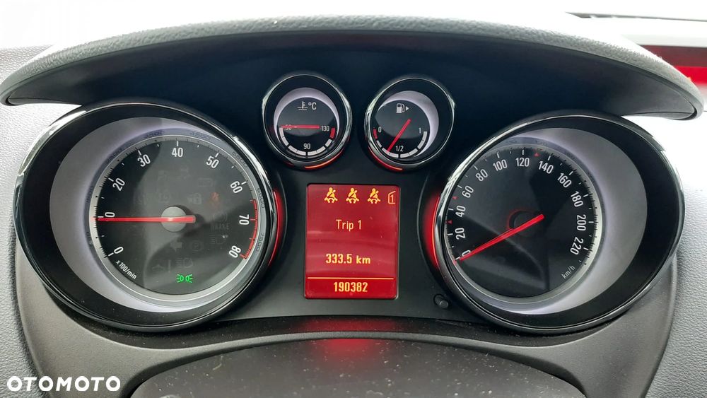 Opel Meriva 1.4 T Cosmo S&S - 15