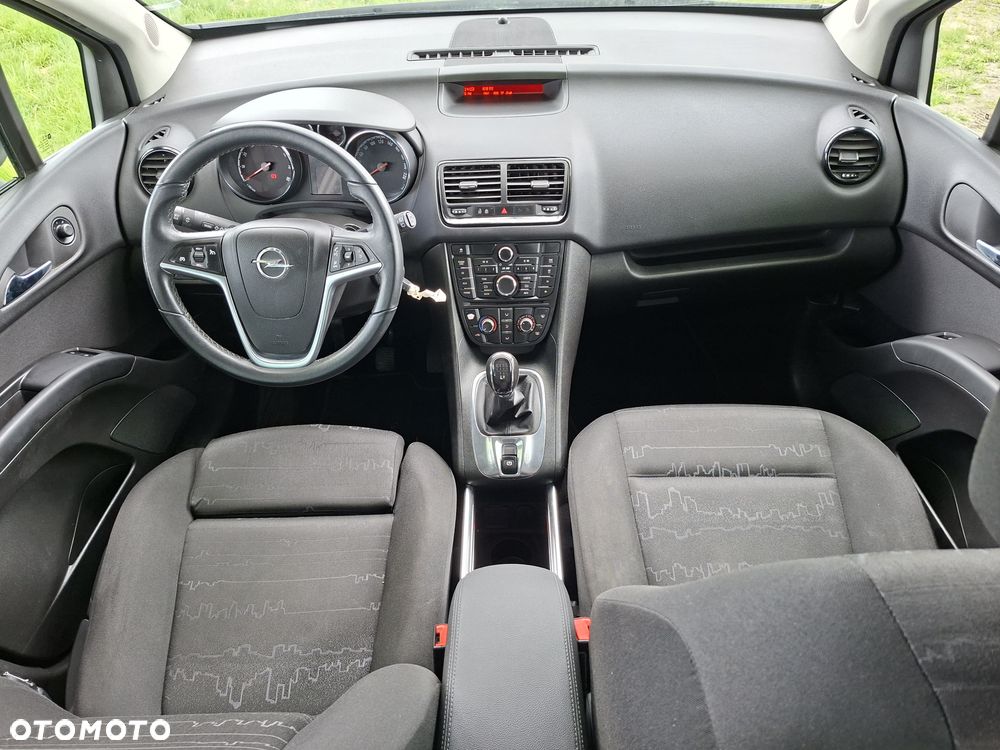 Opel Meriva - 8