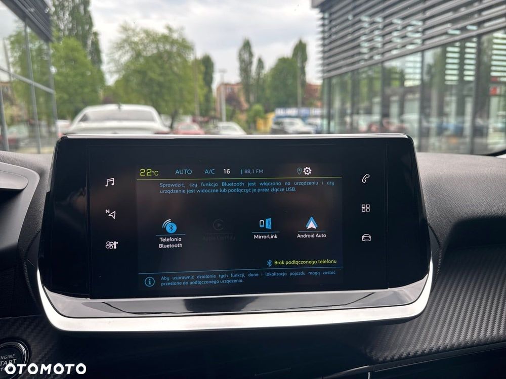 Peugeot 208 50kWh Allure - 20