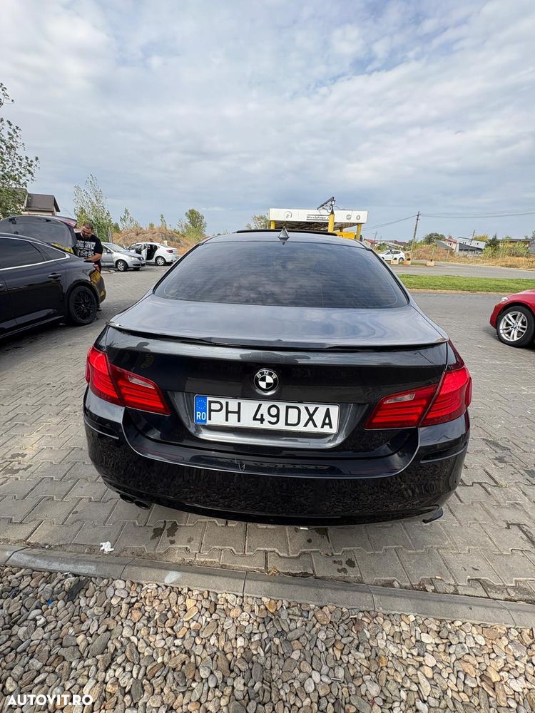 BMW Seria 5 520d - 5