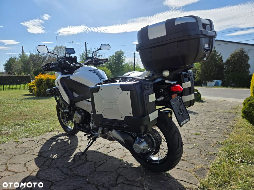 Honda VFR - 6