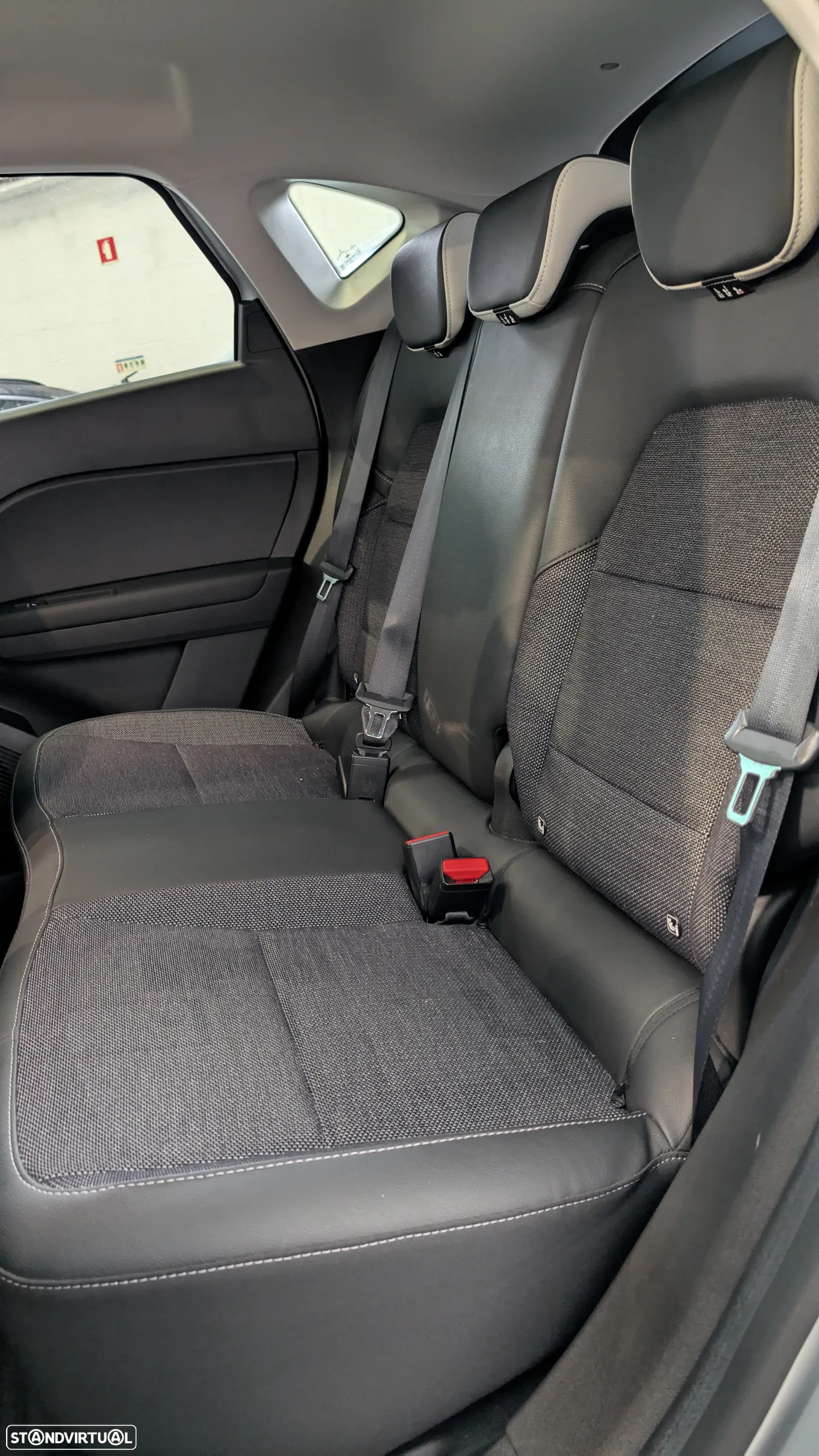 Renault Captur 1.0 TCe Techno Bi-Fuel - 16