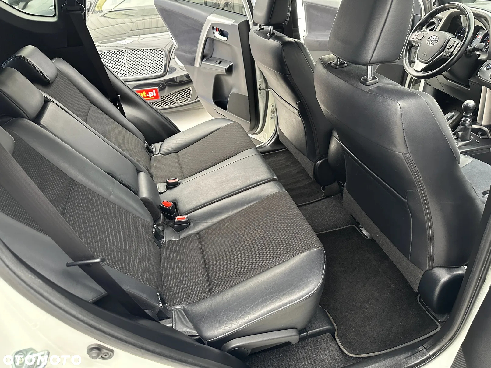 Toyota RAV4 2.0 Premium 4x4 - 8