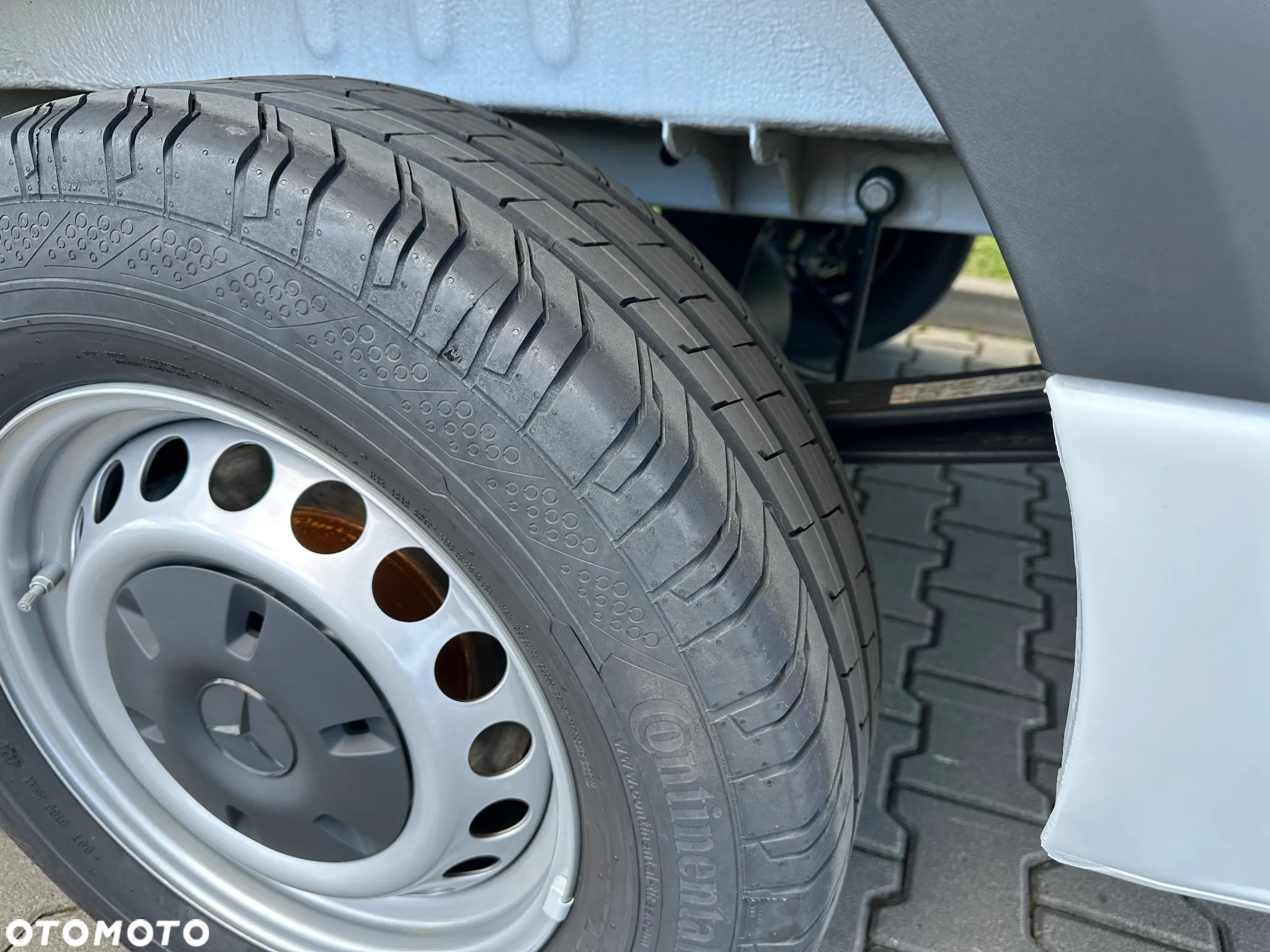 Mercedes-Benz Sprinter 317 CDI Furgon PRO długi 4325 mm L3H2 - 13