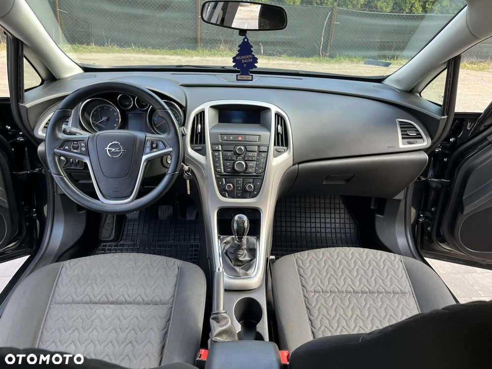 Opel Astra 1.6 Enjoy - 19