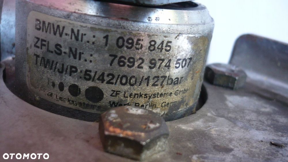 Pompa wspomagania 1095845 BMW X5 E53 3,0i M54 127 BAR - 4