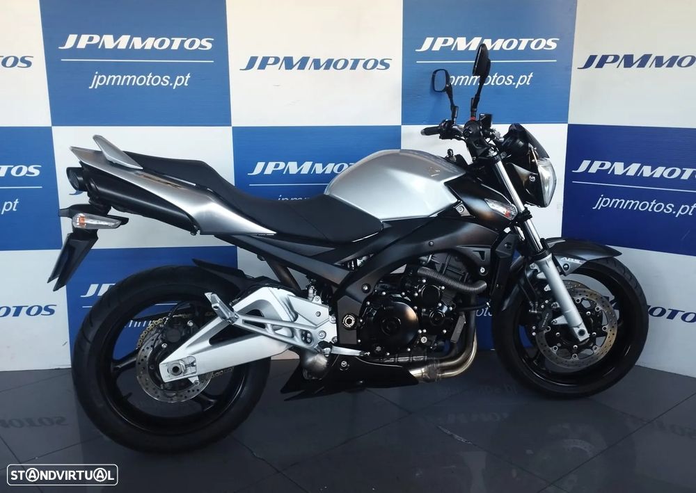 Suzuki GSR 600 ABS - 3