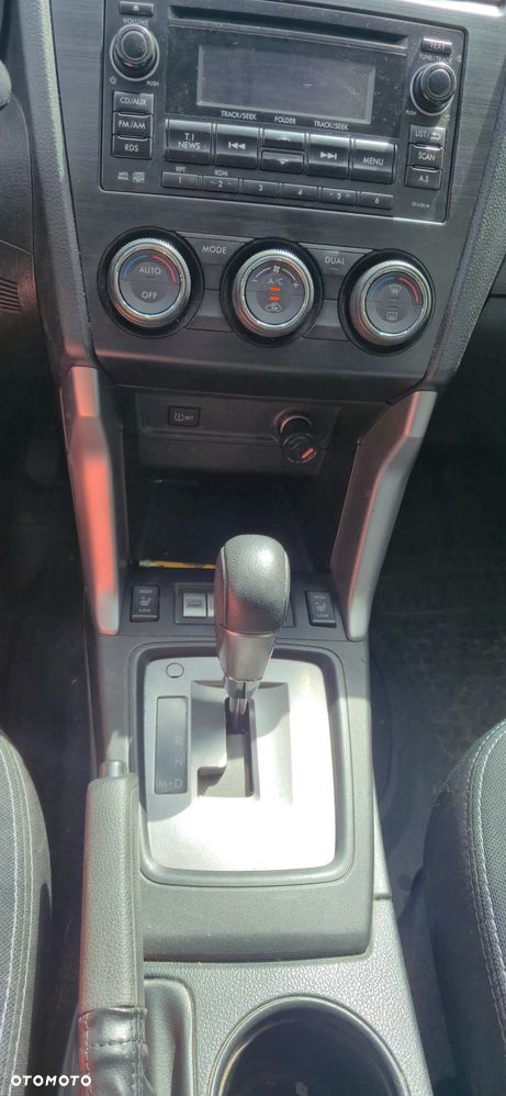 Subaru Forester 2.0i Exclusive Lineartronic - 11