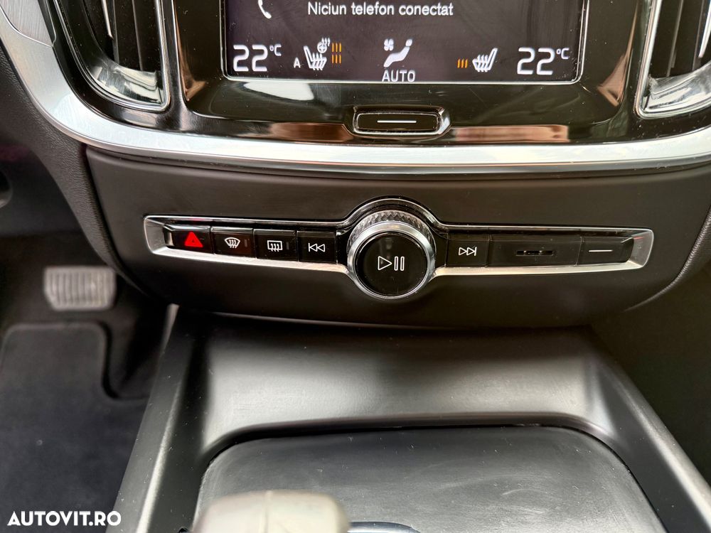 Volvo V60 B4 D Geartronic Momentum Pro - 17