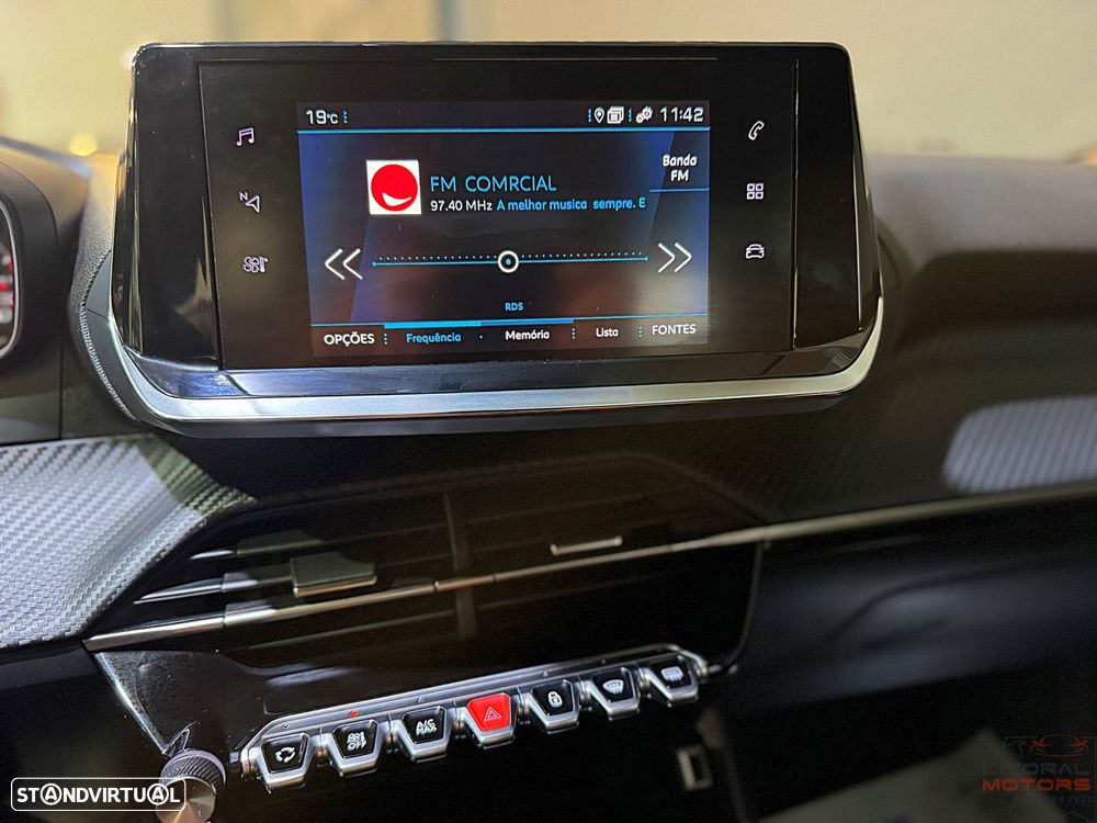 Peugeot 2008 1.2 PureTech Active - 27