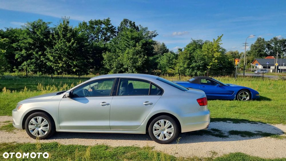 Volkswagen Jetta 2.5 SE - 2