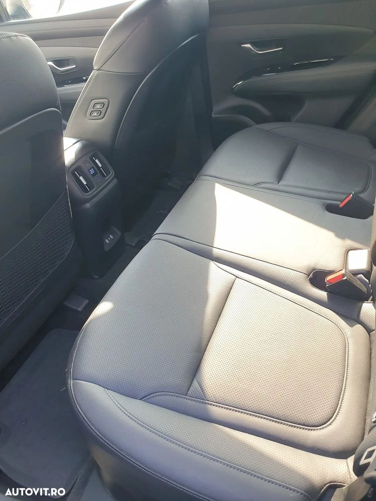 Hyundai Tucson 1.6 l 215 CP 4WD 6AT HEV Luxury - 22