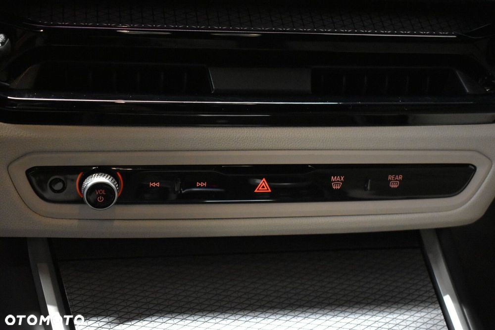 BMW Seria 3 - 18