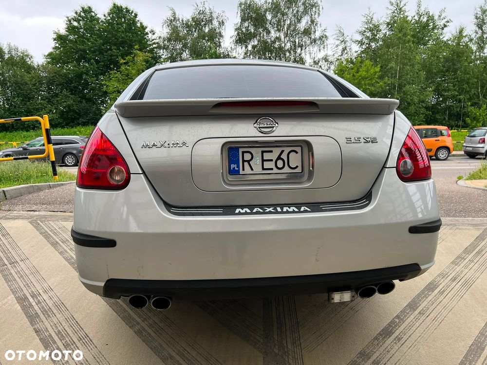 Nissan Maxima 3.5 SE - 20