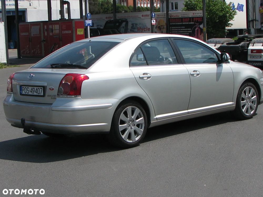 Toyota Avensis 2.0 D-4D Sol - 5