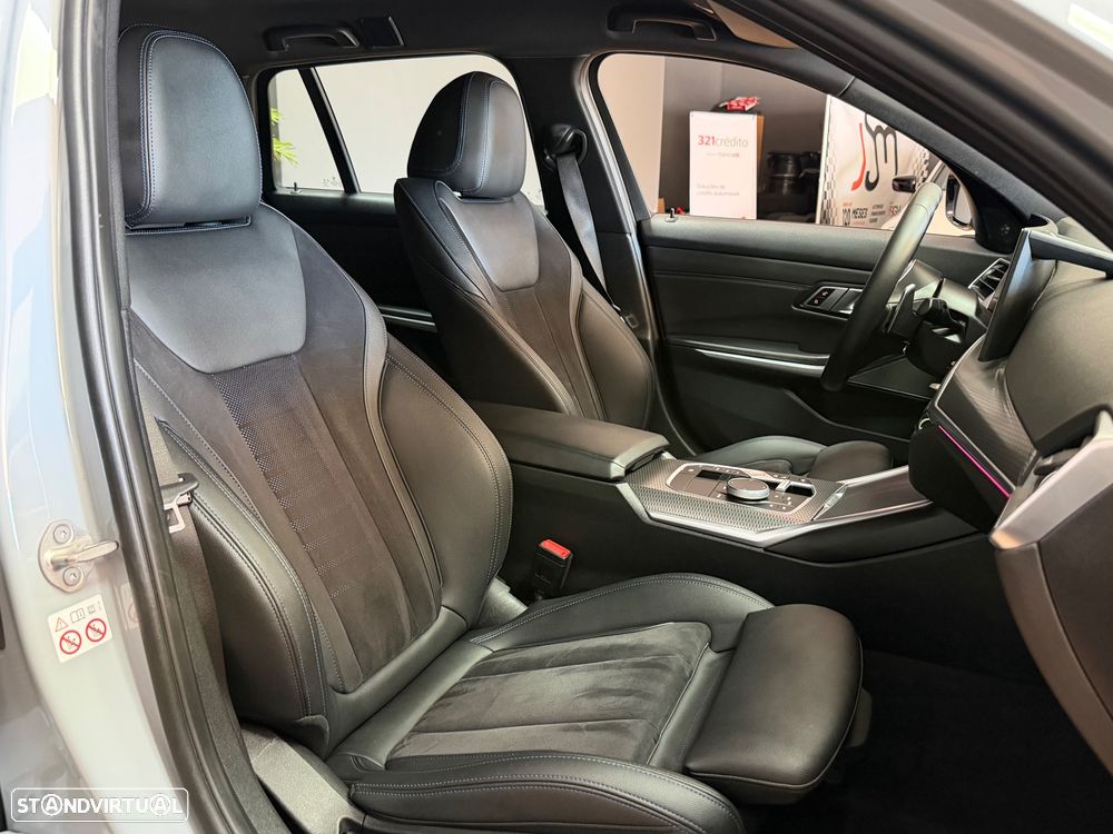 BMW 330 e Pack Desportivo M Pro Auto - 19