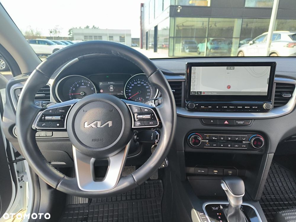 Kia Ceed 1.5 T-GDI M DCT - 13