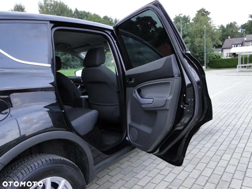 Ford Kuga 2.0 TDCi 4x4 Titanium - 12