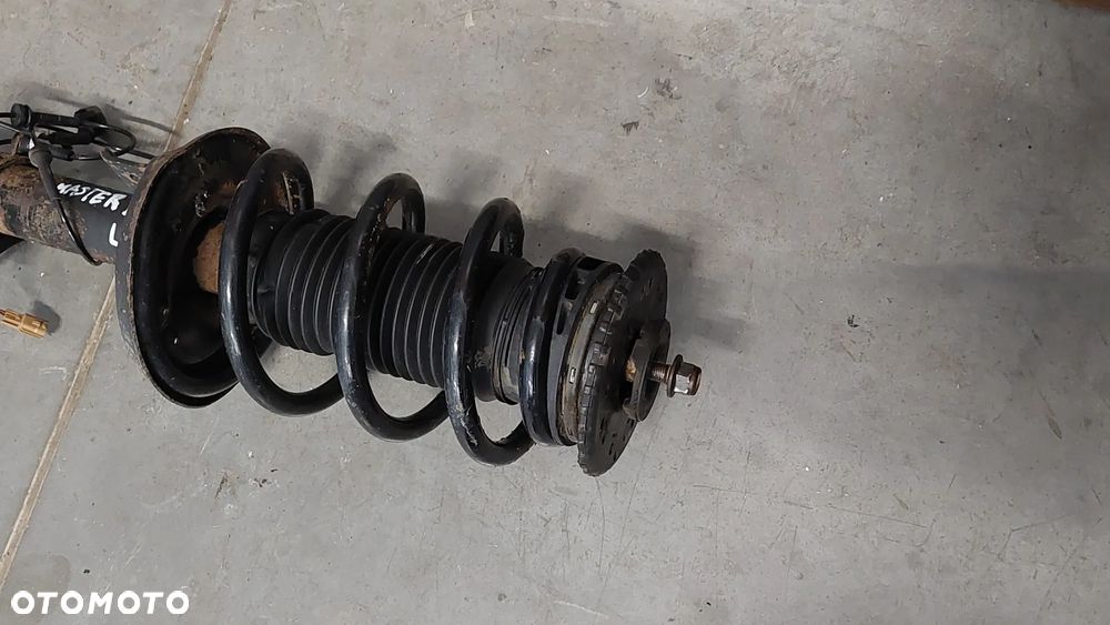 MCPERSON ZWROTNICA LEWY PRZÓD RENAULT MASTER III 3 2,3 - 2