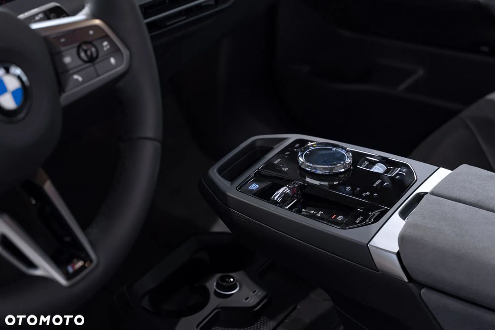 BMW iX xDrive45 100.6kWh - 39