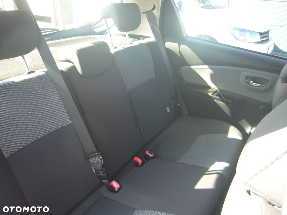 Toyota Yaris 1.33 Active - 17