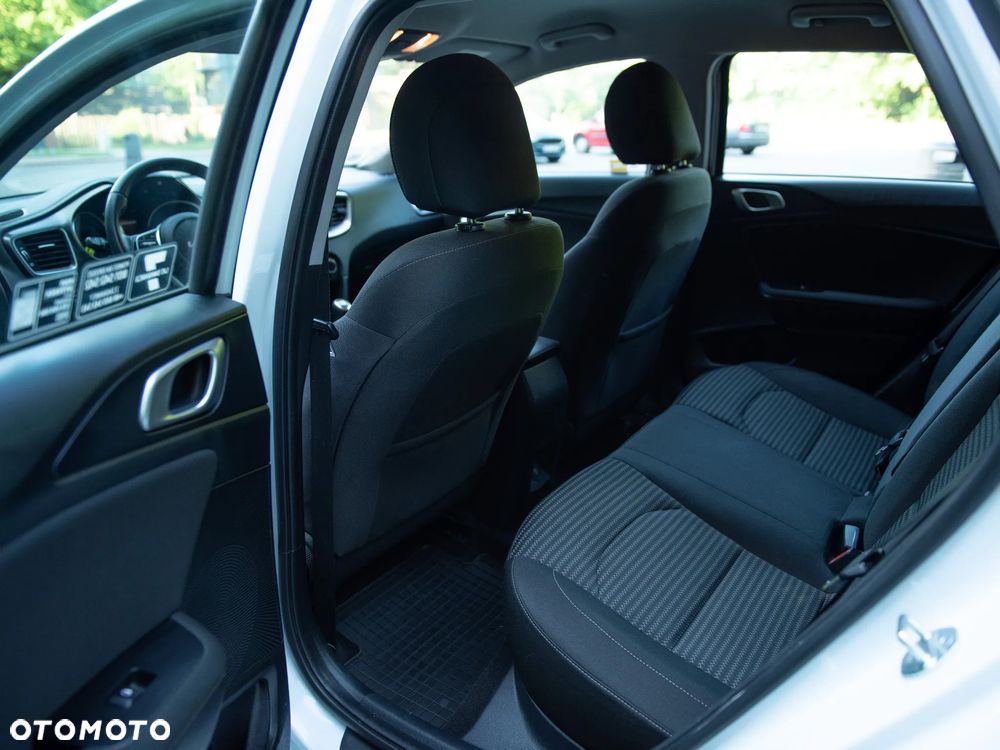 Kia Ceed 1.5 T-GDI M - 30