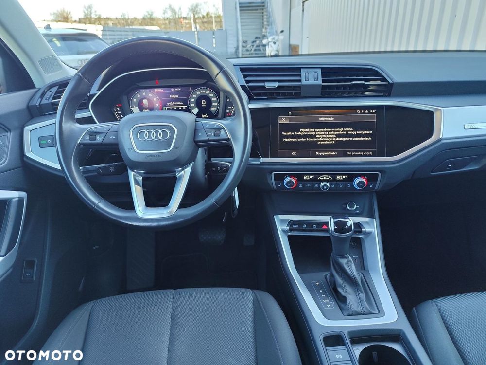 Audi Q3 Sportback - 12