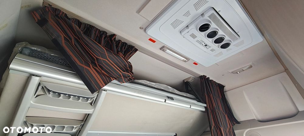DAF XF 480 Low Deck - 15