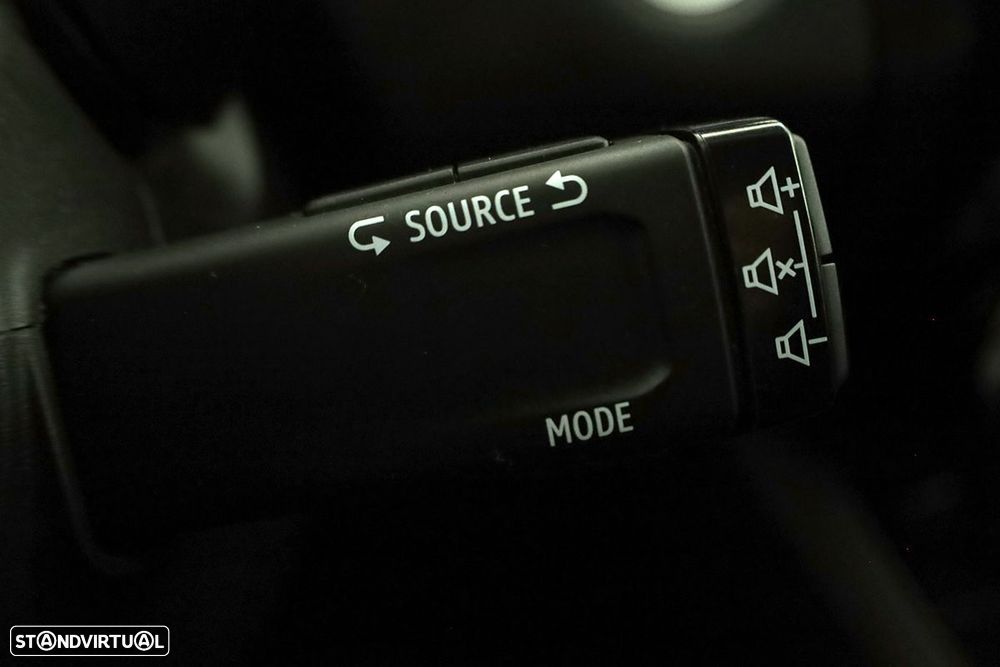 Renault Captur 1.0 TCe Techno Bi-Fuel - 19