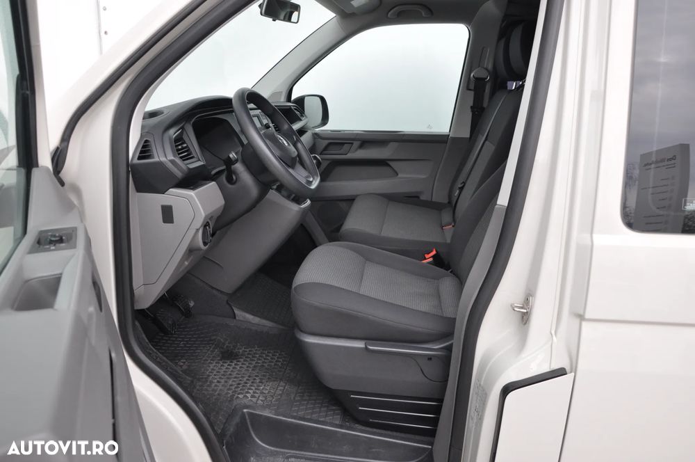 Volkswagen Transporter - 12